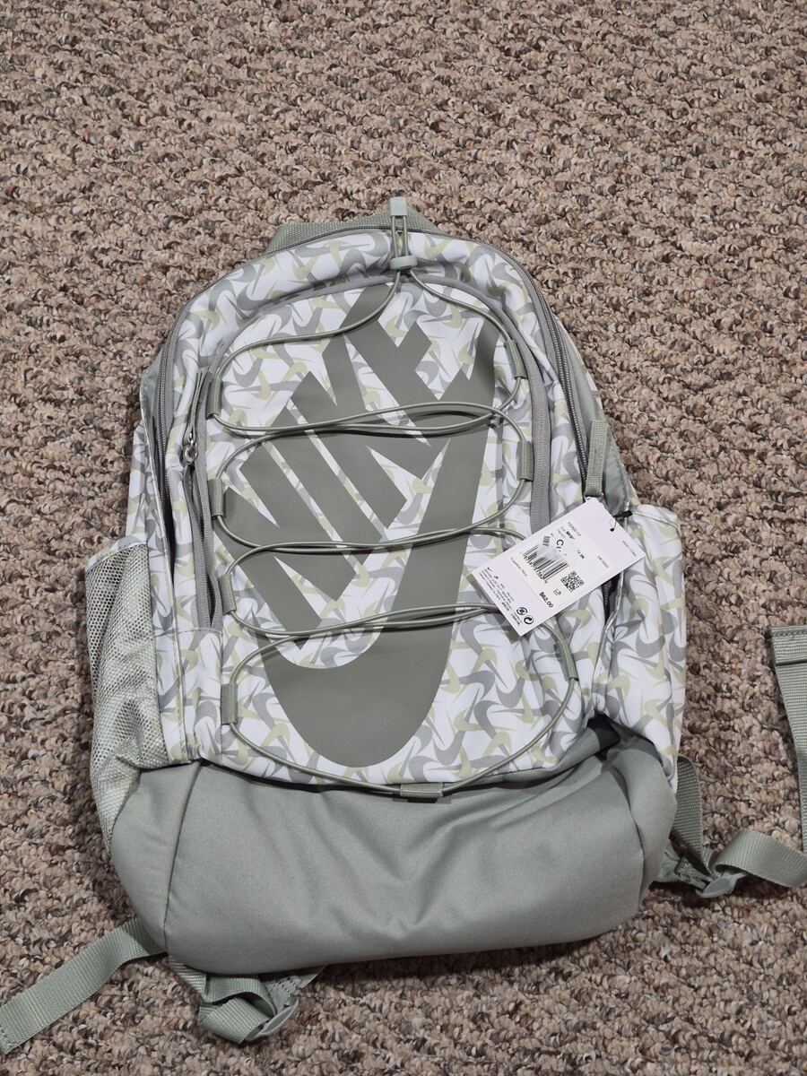 Brand new Nike Hayward 26L Backpack. It comes in "Jade Horizon" with an